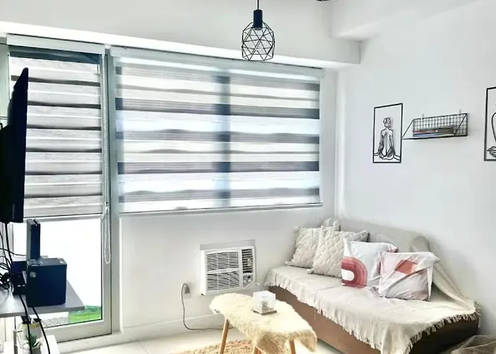 1br Unit In Quezon With Ps4 And Free Pool Access *